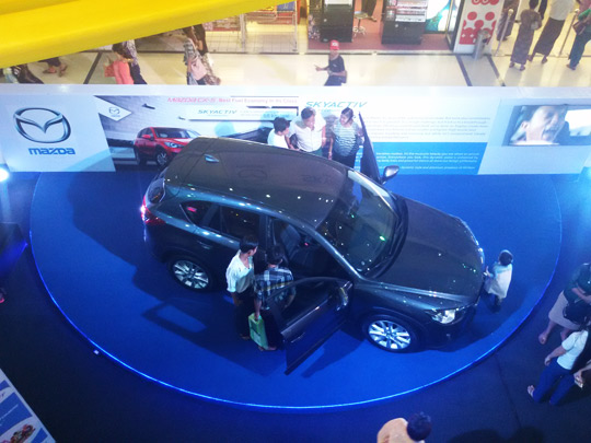 ภาพบรรยากาศการออกบูทของ Mazda ที่ประเทศพม่า